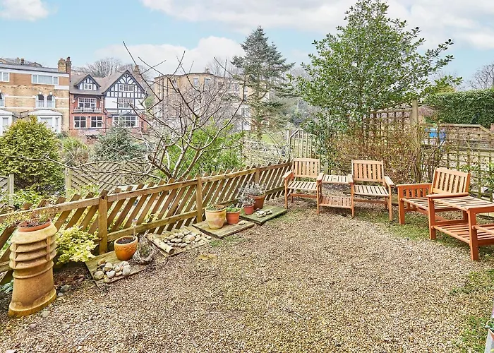 Host & Stay - The Garden Flat